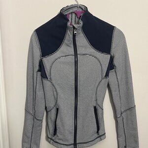 Lululemon Forme Jacket Full Zip Navy Blue & White Gingham Size 4